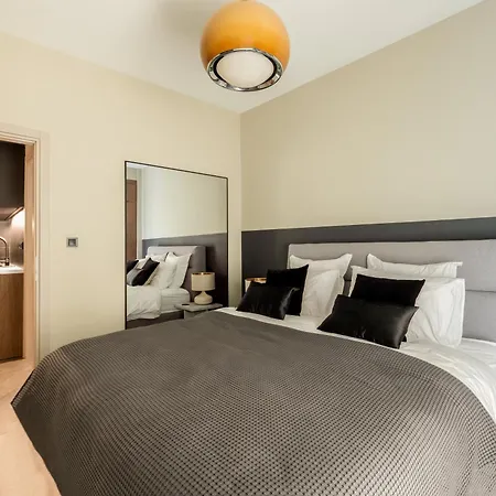 Apartment Alfalfa Pagrati Caravel